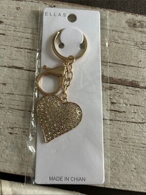 5/)25 Ella Gold Crystal Pavé Heart Key & Card Holder Charm